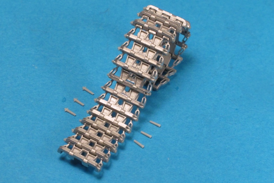 MTL-35008 1/35 Tracks for Pz.Kpfw.III, Pz.Kpfw.IV 1941-44 open horn