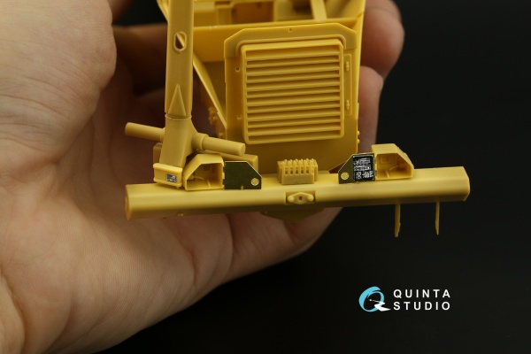 QD35042 1/35 3D Декаль интерьера кабины Buffalo 6x6 MPCV (Bronco