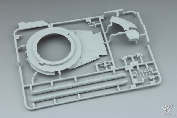 TS-051 1/35 British Main Battle Tank Chieftain Mk10