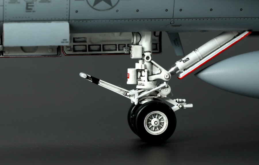 LS-012 1/48 Boeing F/A-18E Super Hornet