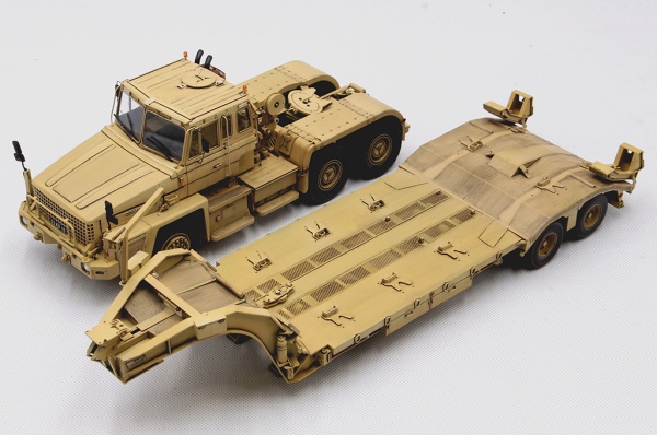 85527 1/35 Танковый транспортер Scammell Commander with 62 tonne Crane Fruehauf semi-trailer