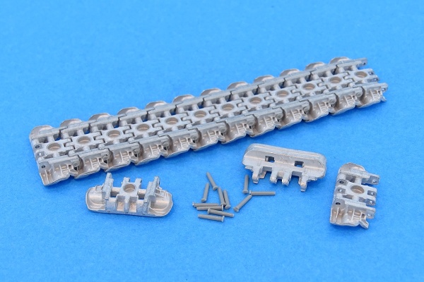 MTL-35083 1/35 Tracks for Churchill early