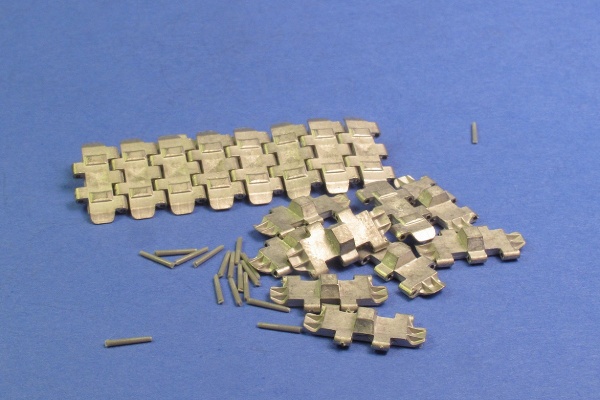 MTL-35037 1/35 Tracks for B-4 Soviet howitzer