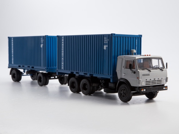 102095 КАМАЗ-53212 контейнеровоз с прицепом ГКБ-8350 102095 КАМАЗ-53212 контейнеровоз с прицепом ГКБ-8350