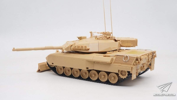 TS-041 Canadian Main Battle Tank Leopard C2 Mexas W/dozer Blade 