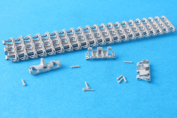 MTL-35013 1/35 Tracks for Pz.Kpfw.IV, StuG III 1943  45 "V" + perforation