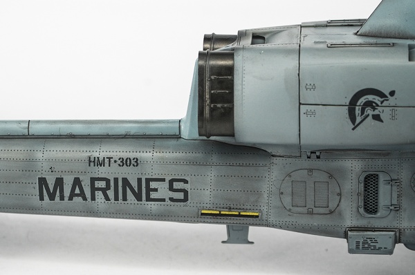 Т05116 Ударный вертолет AH-1W Super Cobra 1/35