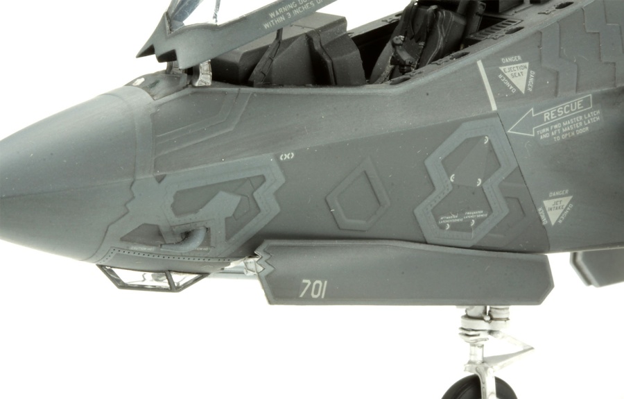 LS-008 1/48 LOCKHEED MARTIN F-35A LIGHTNING II FIGHTER JASDF