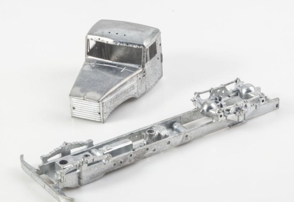 1677AVD Седельный тягач КРАЗ-258Б1,