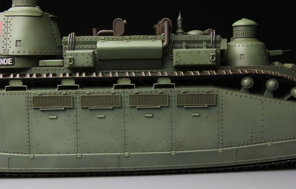 TS-009 1/35 French Super Heavy Tank Char 2C kit.