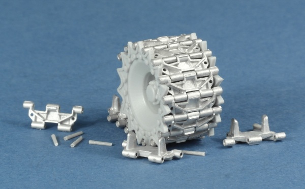 MTL-35046 1/35 Tracks for MT-LB / 2S1 "Gvozdika" Late Type Tracks  (RMSh Type)