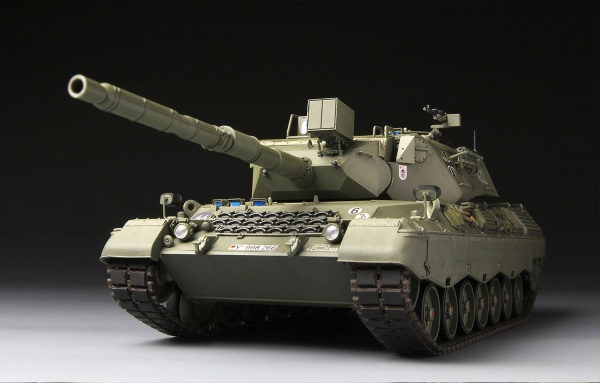 TS-007 1/35 German Main Battle Tank Leopard 1 A3/A4
