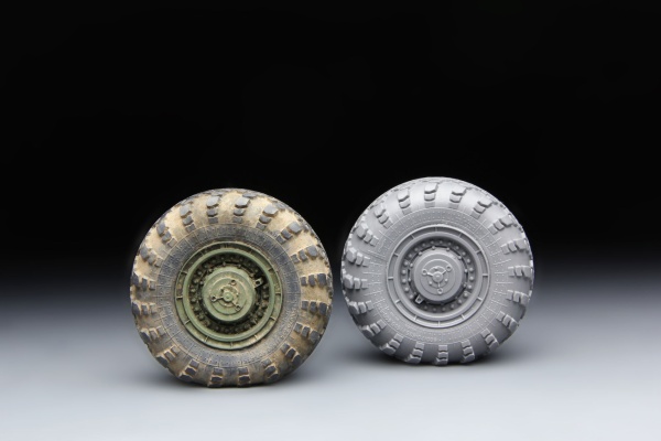 SPS-019 1/35 RUSSIAN MAZ-543M SAGGED WHEEL SET (RESIN)