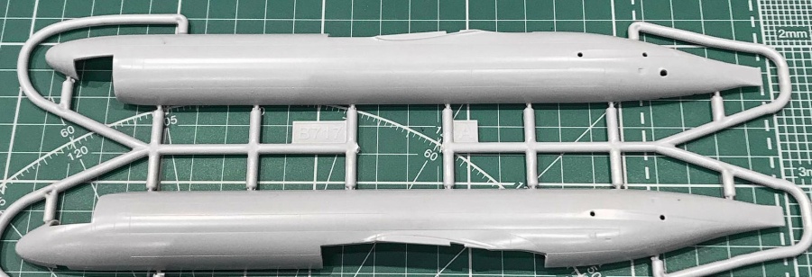 EE144124_1 Авиалайнер 717 Midwest