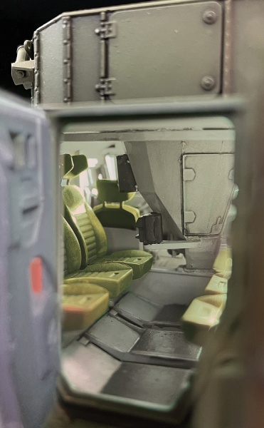 3648 Бронеавтомобиль Тайфун ВДВ 4*4 К-4386