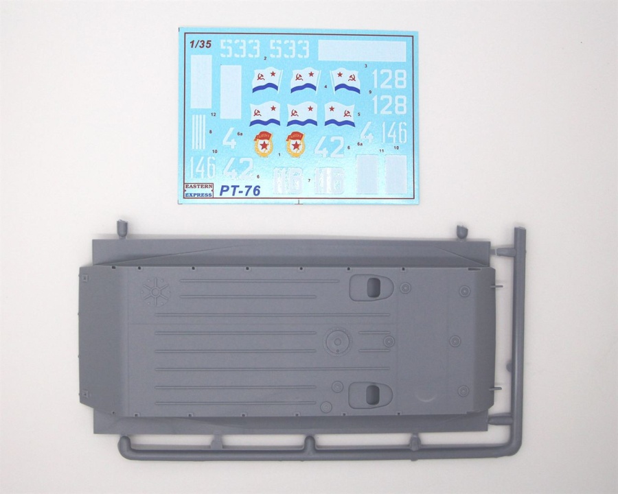 EE35171 1/35 ПТ-76 Плавающий танк