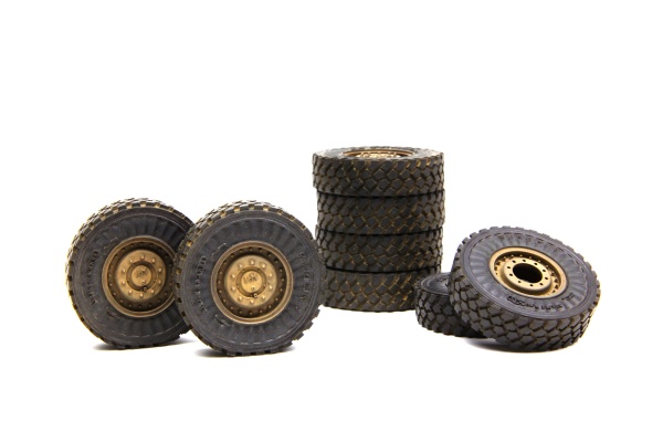 SPS-024 1/35 U.S. COUGAR 6x6 MRAP VEHICLE WHEEL SET (RESIN)