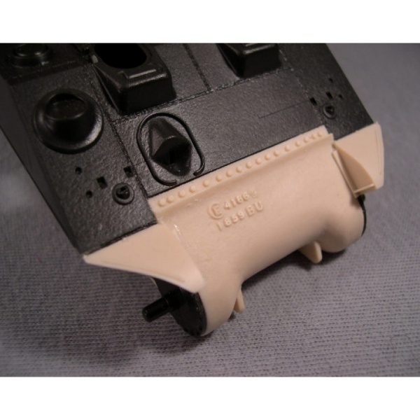 F002 Early Sherman One Piece Cast Transmission