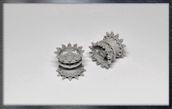 B35098 Комплект ведущих звезд и траков с косыми грунтозацепами, для Тип (72)Б2,Tи(72)Б3М,БМПТ,T-90MC