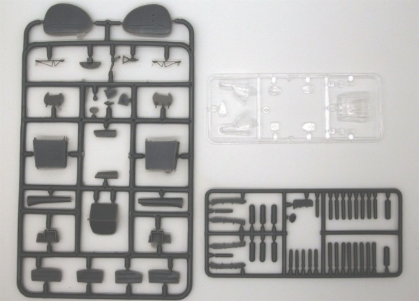 EE144108  Противолодочный самолет