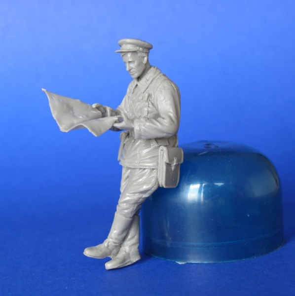 MCF35010 1/35 Советский танковый офицер WW2