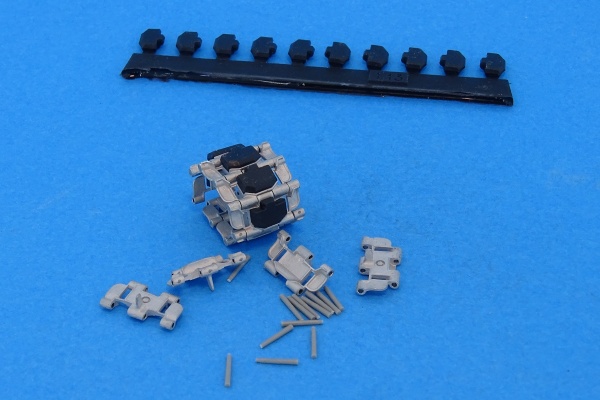 MTL-35113 Tracks for M113