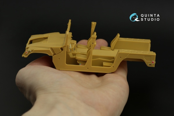 QD35043 1/35 3D Декаль интерьера кабины для семейства HUMVEE (Bronco)