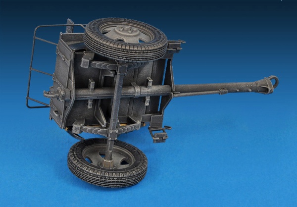 MA35039 1/35 Немецкий артиллерийский тягач Т-70 с пушкой 7,62см FK 288(r) и экипажем