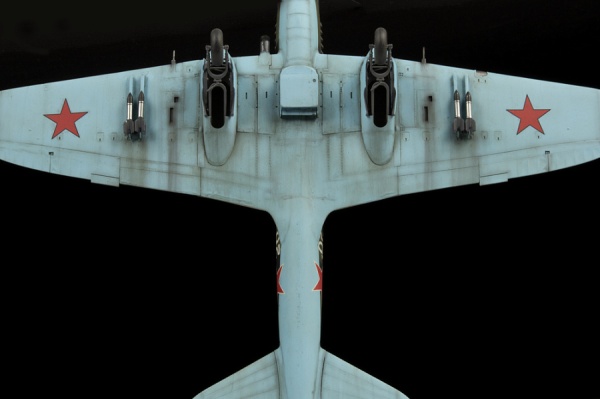 4826 Советский двухместный штурмовик Ил-2 (обр. 1943) 1/48