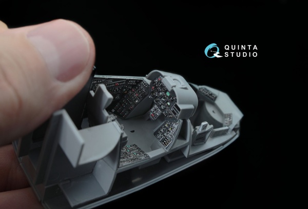 QD48036 3D Декаль интерьера кабины М-И-24В НАТО (черные панели) (для модели Звезда)