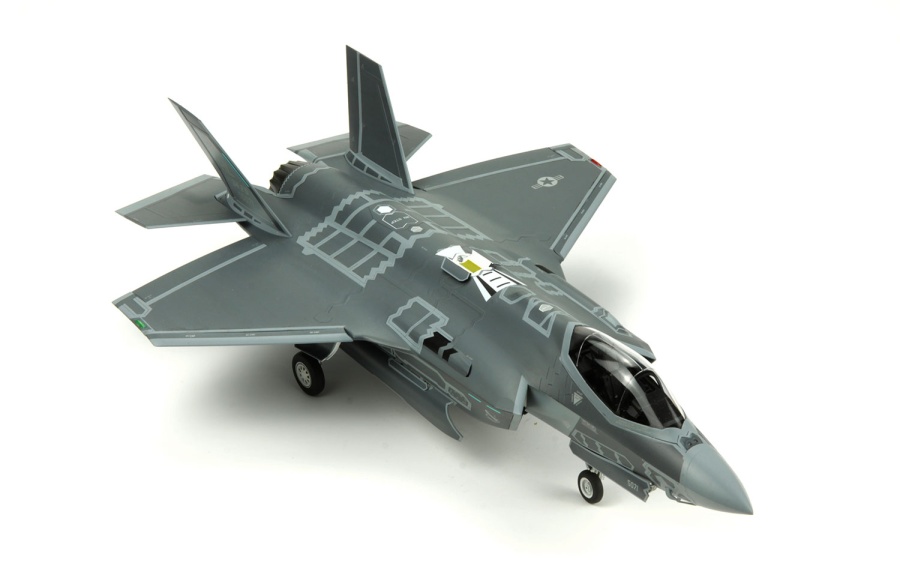 LS-007 1/48 LOCKHEED MARTIN F-35A LIGHTNING II FIGHTER