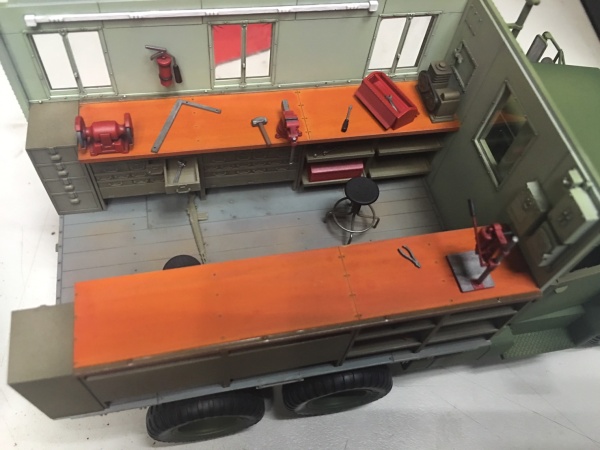 AF35304 M109A3 VAN SHOP