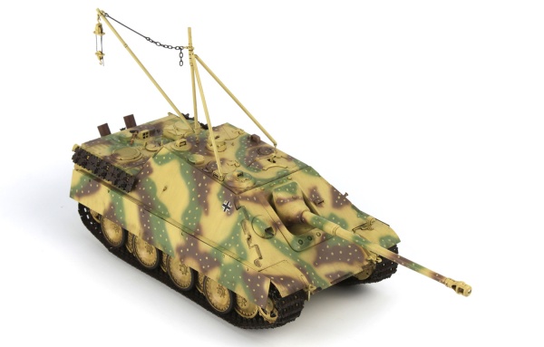 TS-047 German Tank Destroyer Sd. Kfz.173. Jagapanther Ausf.G2