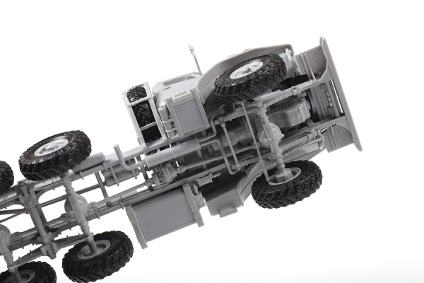 5050 Российский армейский грузовик "Урал" 4320