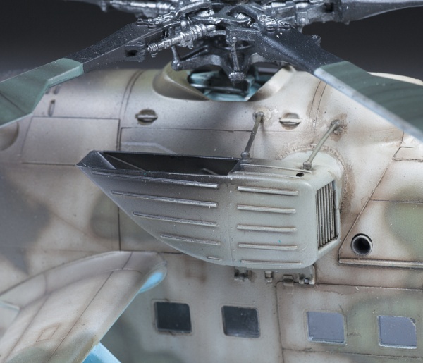 4813 Российский ударный вертолет Ми-35М