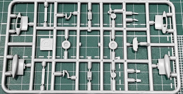 EE144105_4 Short-360 British Midland