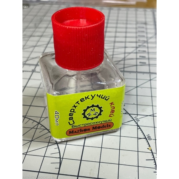 ММ110 Клей сверхтекучий (Extrafast салатовый)40мл