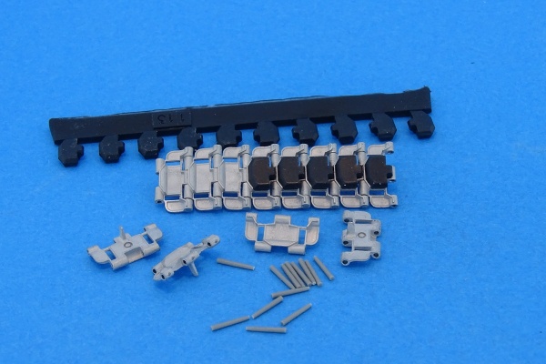 MTL-35113 Tracks for M113