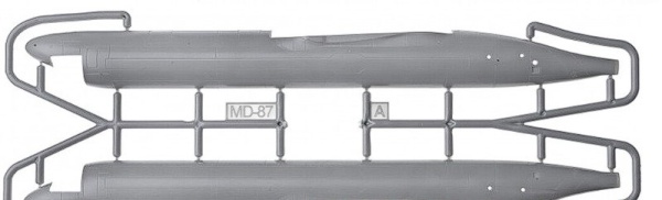 EE144110_3 Авиалайнер MD-87 Star