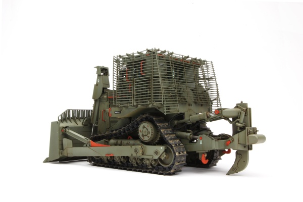 SS-010 1/35 D9R ARMORED BULLDOZER w/SLAT ARMOR