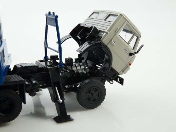 102903 Экскаватор ЭО-3532 (5511) 102903 Экскаватор ЭО-3532 (5511)