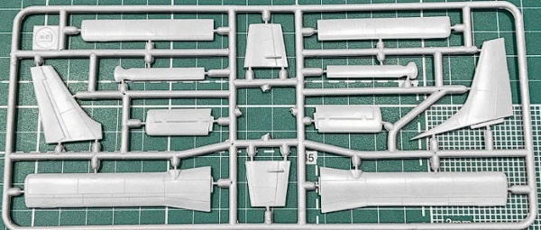 EE144105_4 Short-360 British Midland