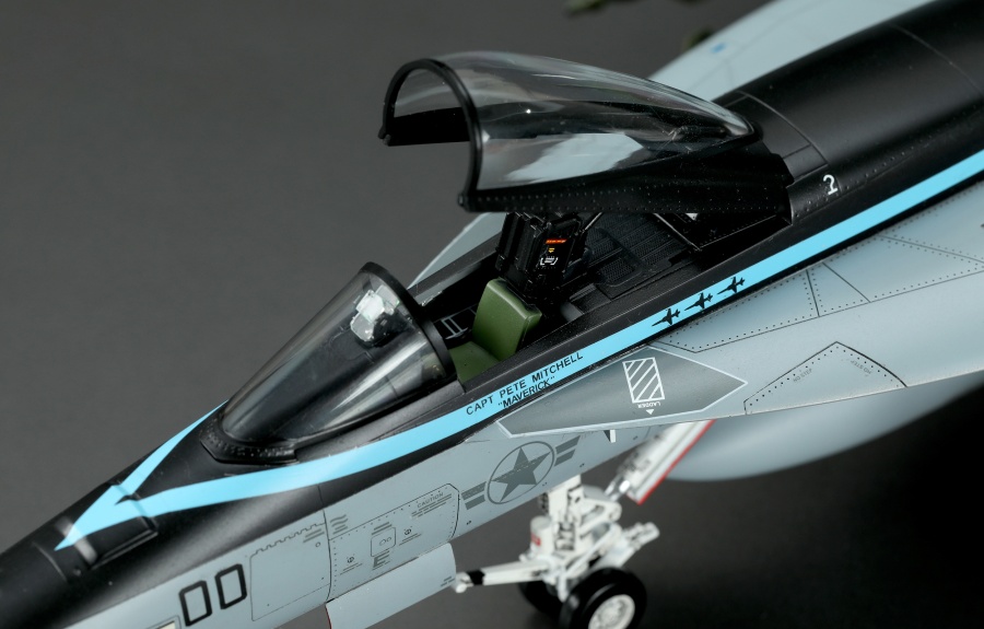 LS-012 1/48 Boeing F/A-18E Super Hornet